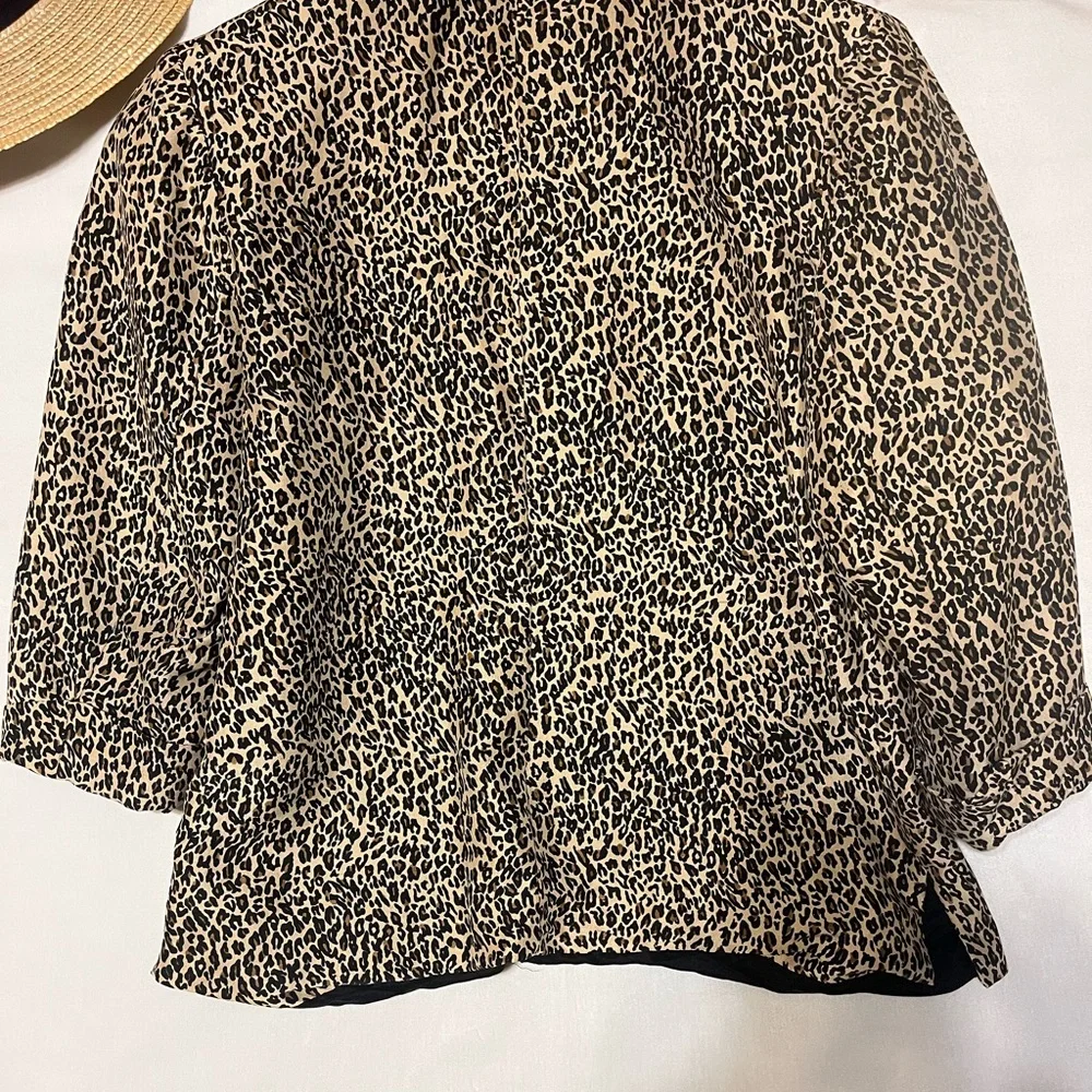 Vintage Leopard Print Silk Button Up Jacket Blazer 90s Y2K Animal Print – Size 6